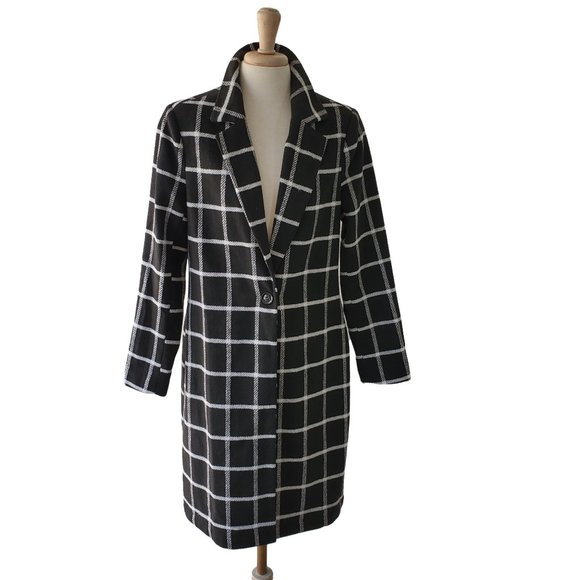 JustFab Jackets & Blazers - JustFab Single Button Fleece Coat Black White Plaid Pockets Womens Size Small